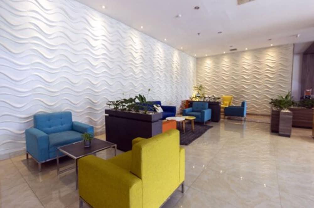 Hotel Fortunagrande Malioboro Yogyakarta Exterior photo