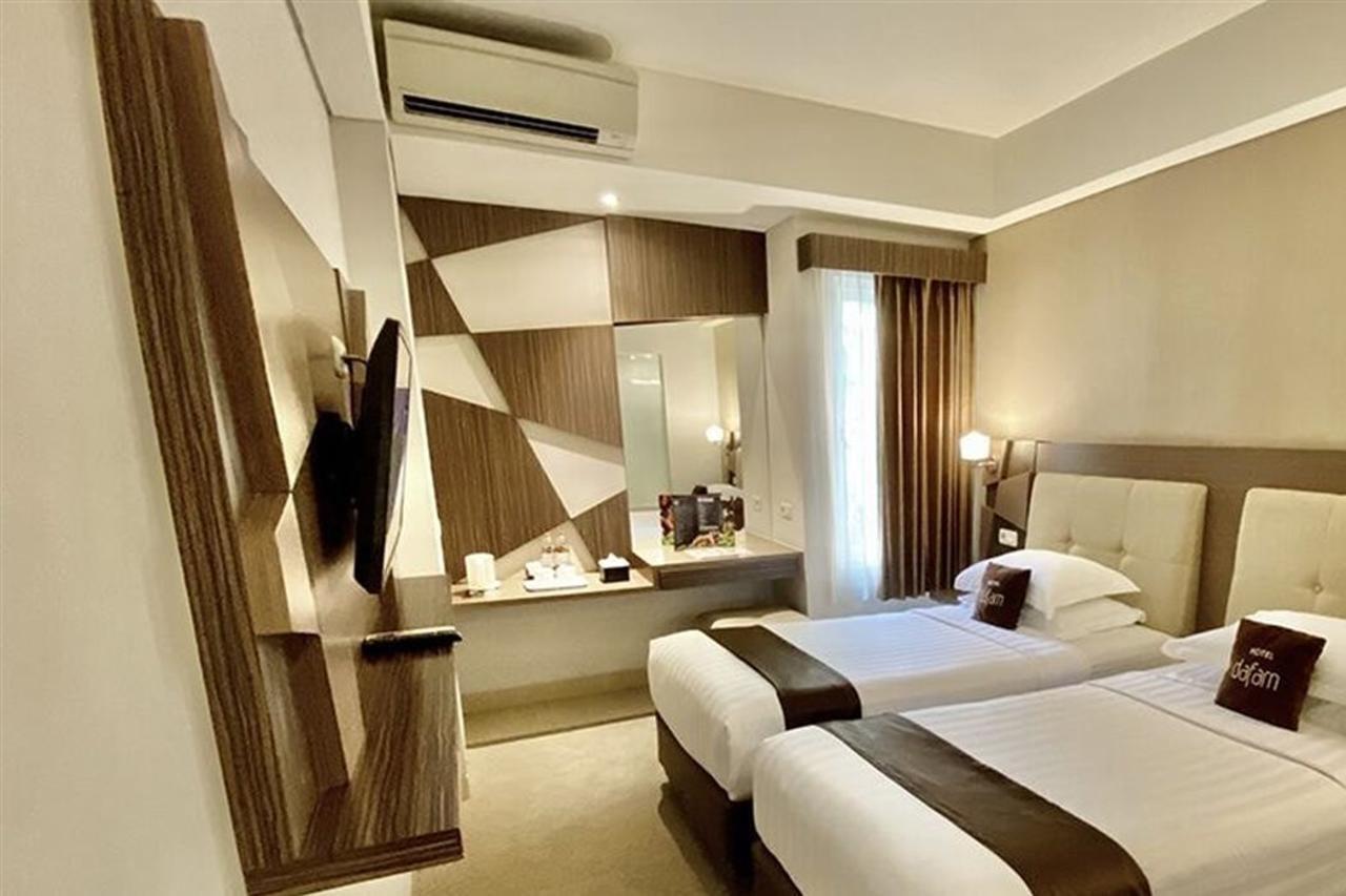 Hotel Fortunagrande Malioboro Yogyakarta Exterior photo